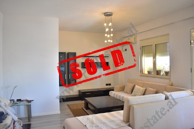 Apartament 2+1 per shitje ne rrugen Androkli Kostallari ne Tirane.
Apartamenti pozicionohet ne kati